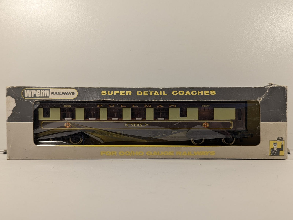 Wrenn OO Gauge Pullman 1st Class Vera Passenger Coach Pullman Umber & Cream
