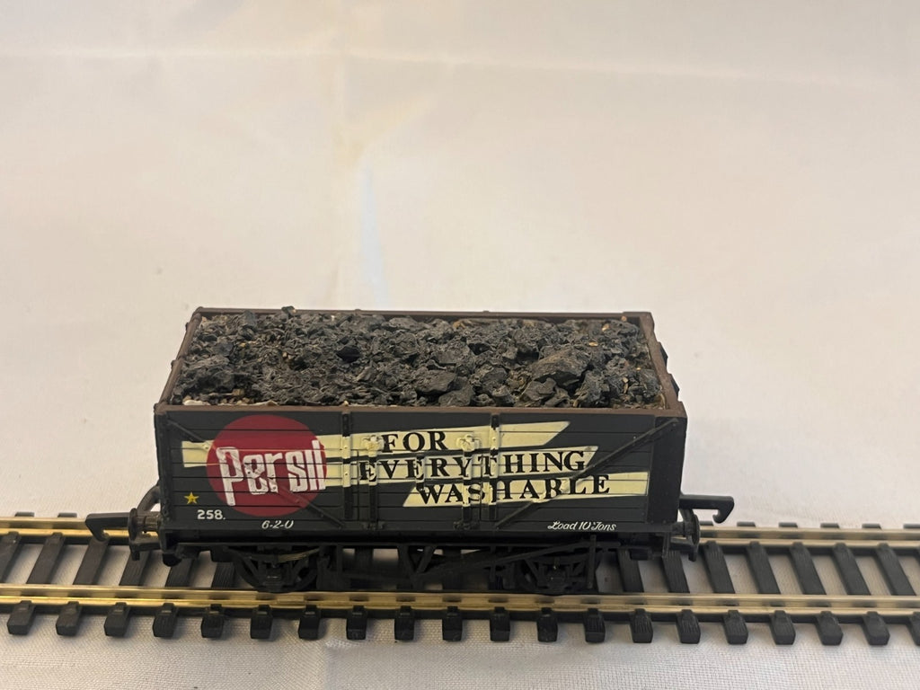 Mainline OO Gauge Persil 7 Plank Wagon