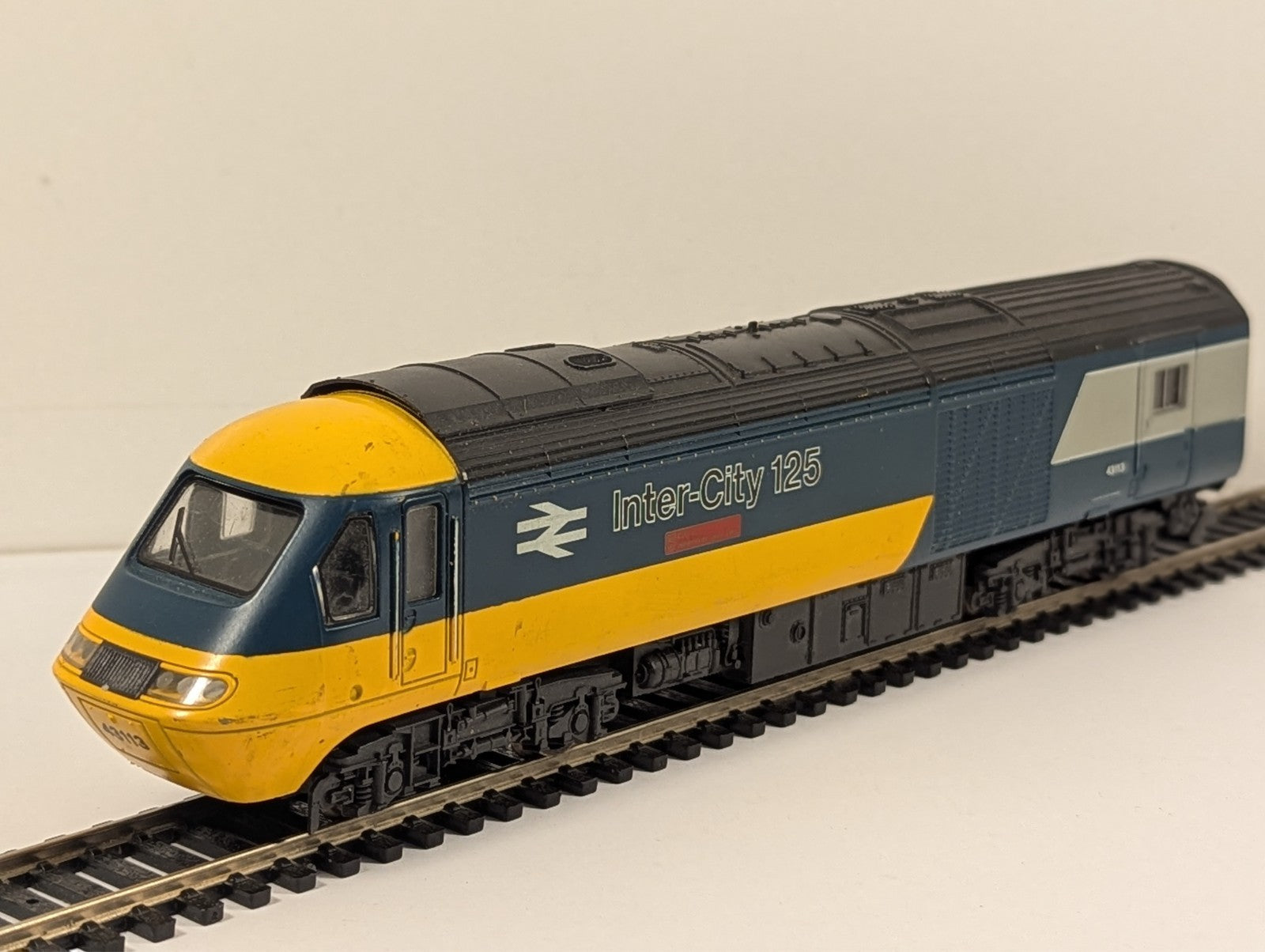 Lima BR InterCity 125 HST Power Car - Motorised - Damaged Nameplate Decals