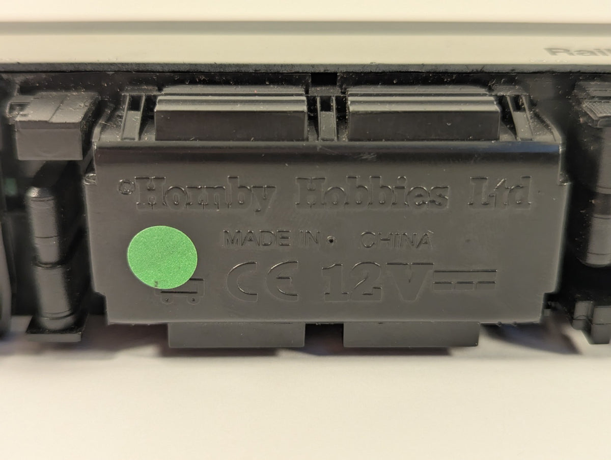 Hornby OO Gauge Class 92 Electric Locomotive Charles Dickens