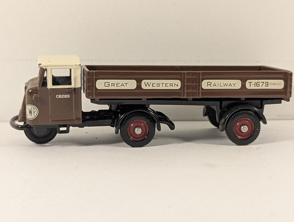 Lledo OO Gauge Scammell Mechanical Horse and Trailer Die-cast Model Vehicle