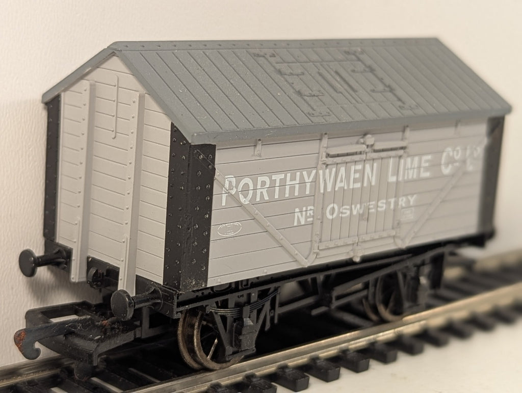 Dapol B619 OO Gauge Porthywaen Lime Co Wagon - Boxed