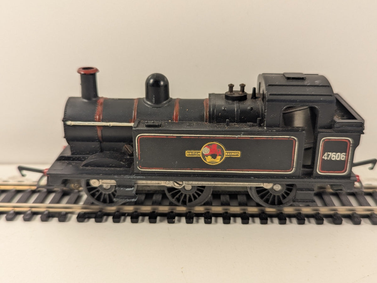 Tri-ang R52 OO Gauge BR Class 3F “Jinty” 47606 – Some Repaint