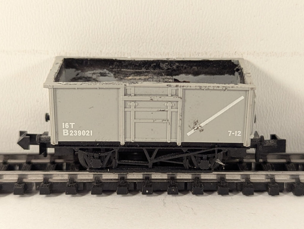Minitrix N Gauge 16 Ton Mineral Wagon Goods Wagon B239021 BR Grey