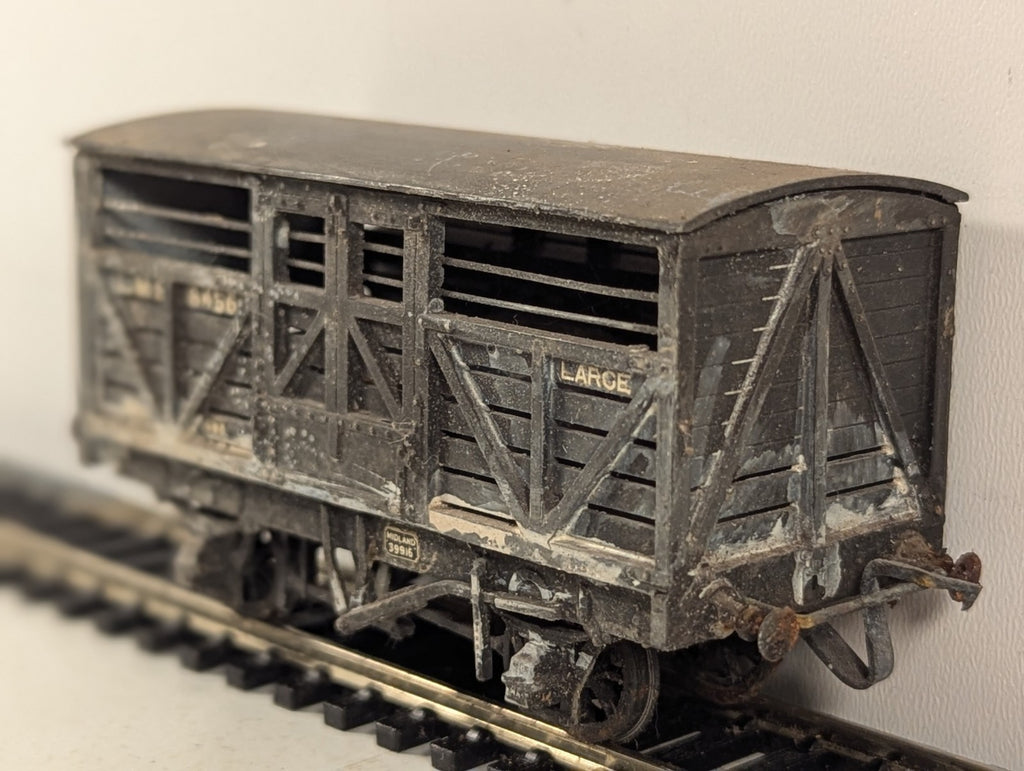 Kitbuilt OO Gauge LMS Cattle Wagon - Grey