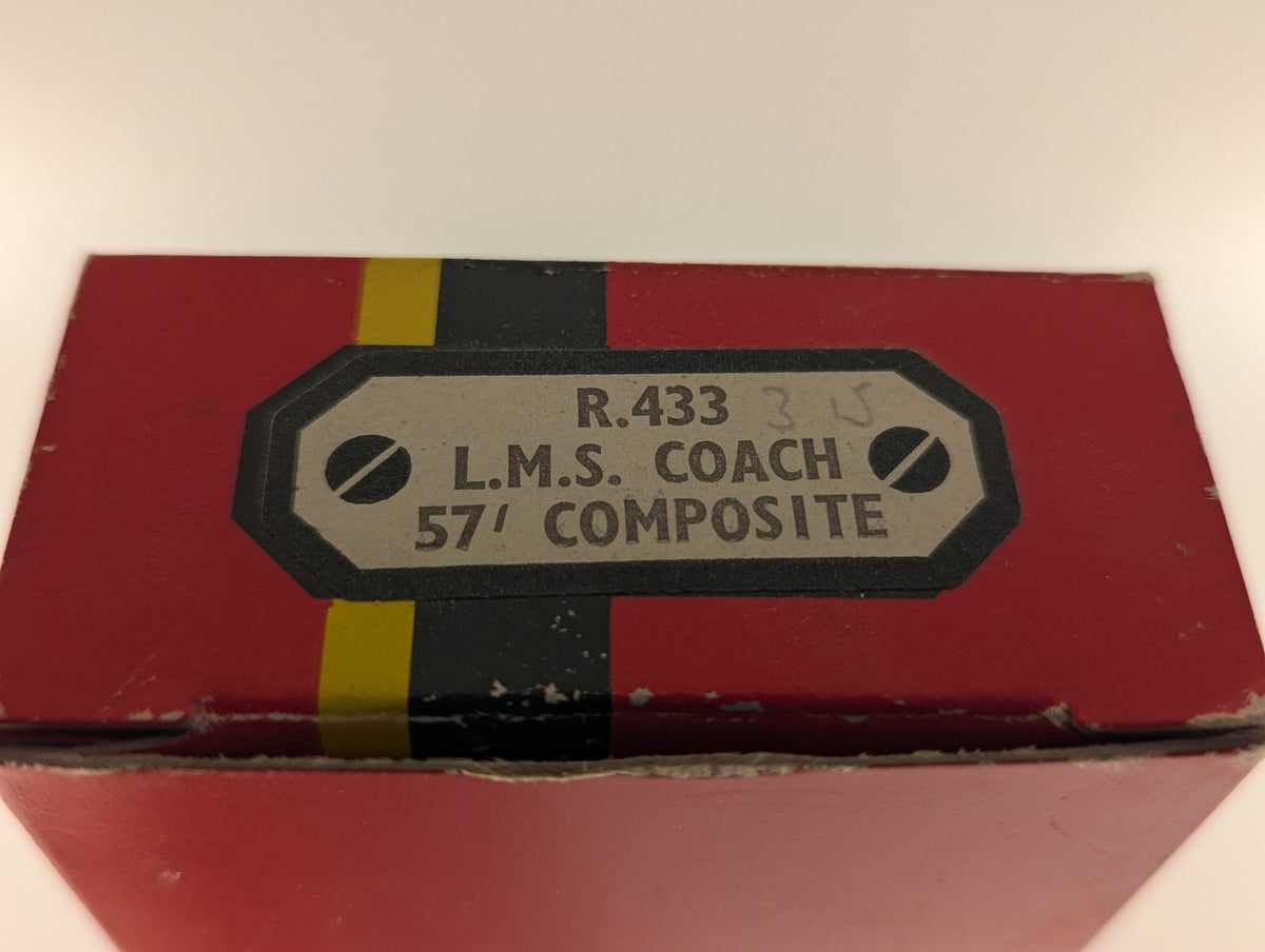 Hornby OO Gauge LMS 57' Composite Coach Passenger Coach 3934 LMS Maroon R.433