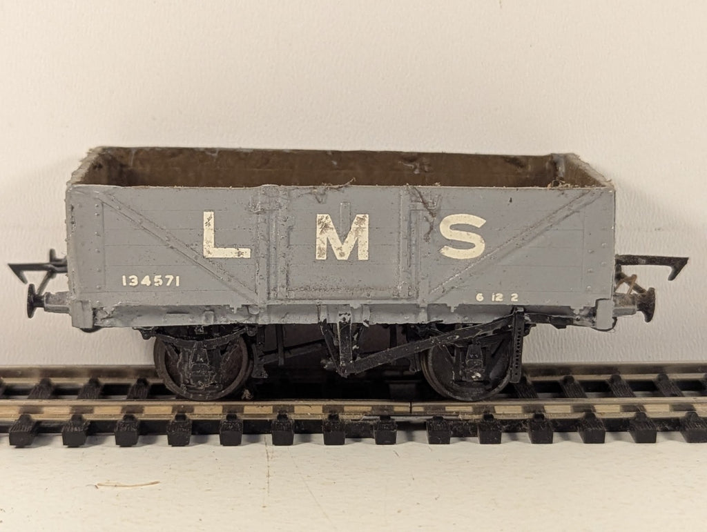 Kit-built OO Gauge LMS 5-Plank Open Wagon 134571 LMS Grey