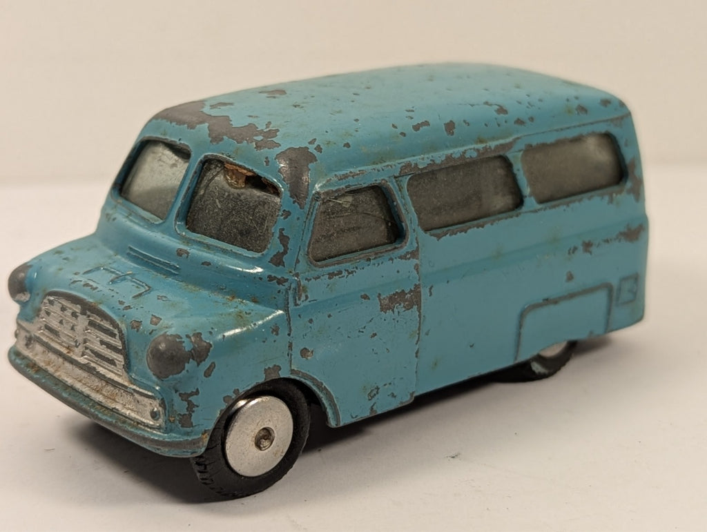 Corgi Toys 404 Bedford Dormobile Personnel Carrier Van Blue