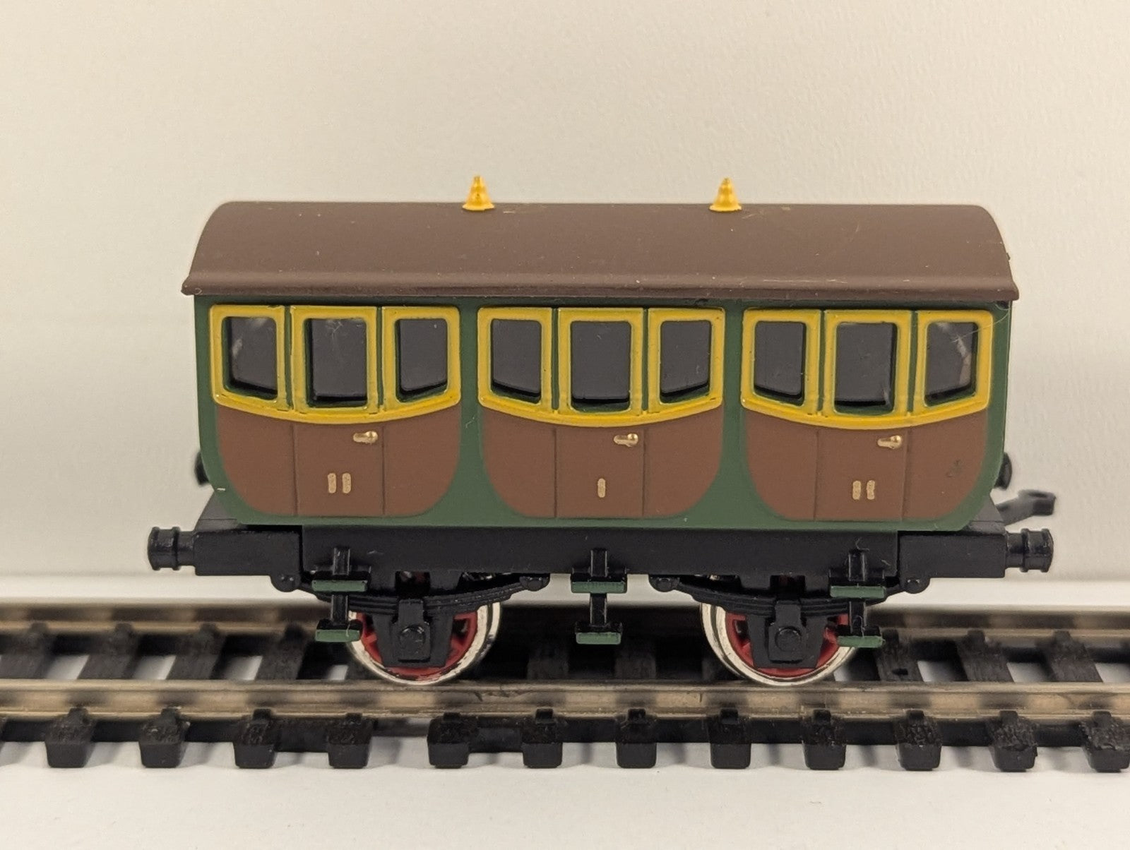 Bachmann HO Gauge “The Prussia” Passenger Coach