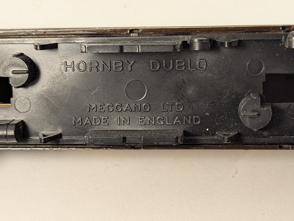 Hornby Dublo OO Gauge Pullman Car No. 79 Passenger Coach Pullman Umber and Cream