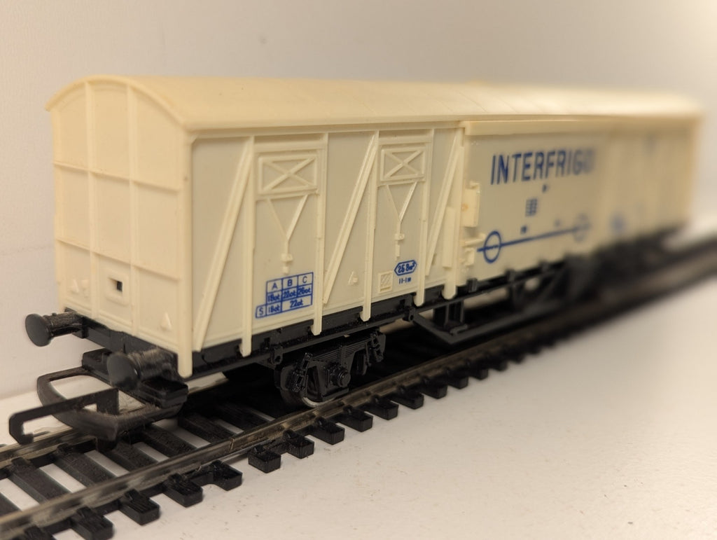 Tri-ang Hornby OO Gauge Interfrigo Refrigerator Van Goods Wagon