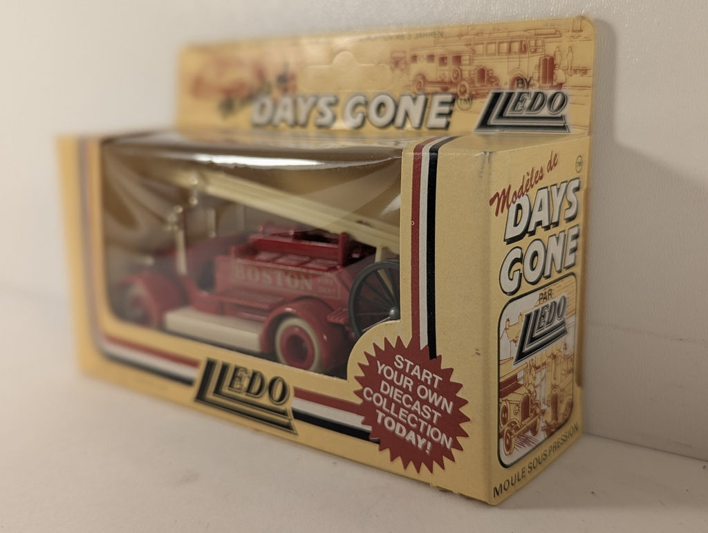Lledo Ford Model T Fire Engine Die-cast Model Vehicle Boston Fire Dept 12