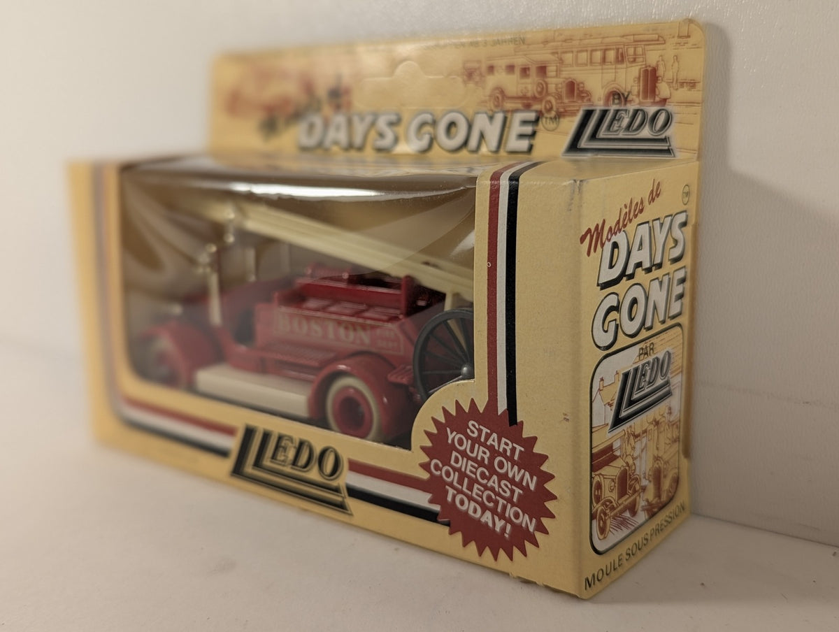 Lledo Ford Model T Fire Engine Die-cast Model Vehicle Boston Fire Dept 12