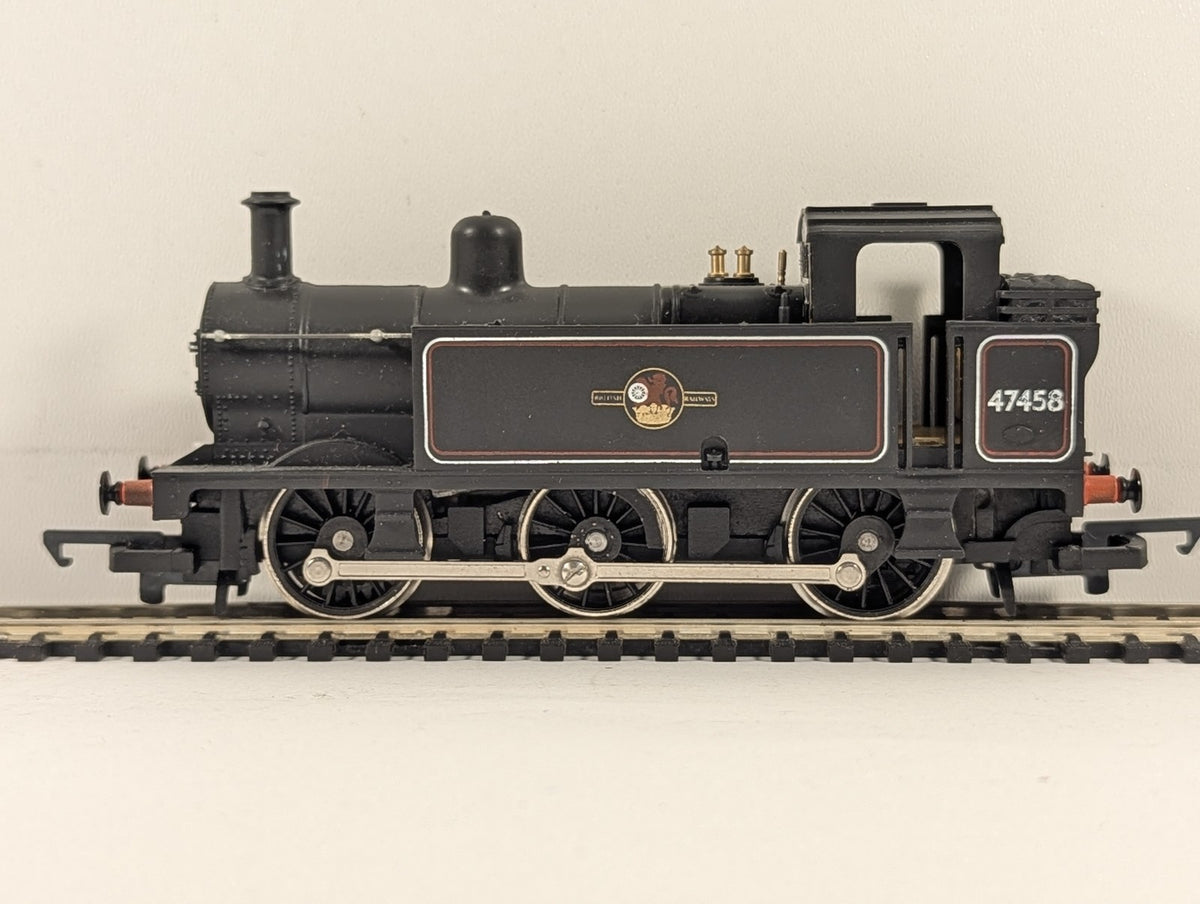 Hornby OO Gauge Class 3F Jinty Locomotive 47458 BR Black R058