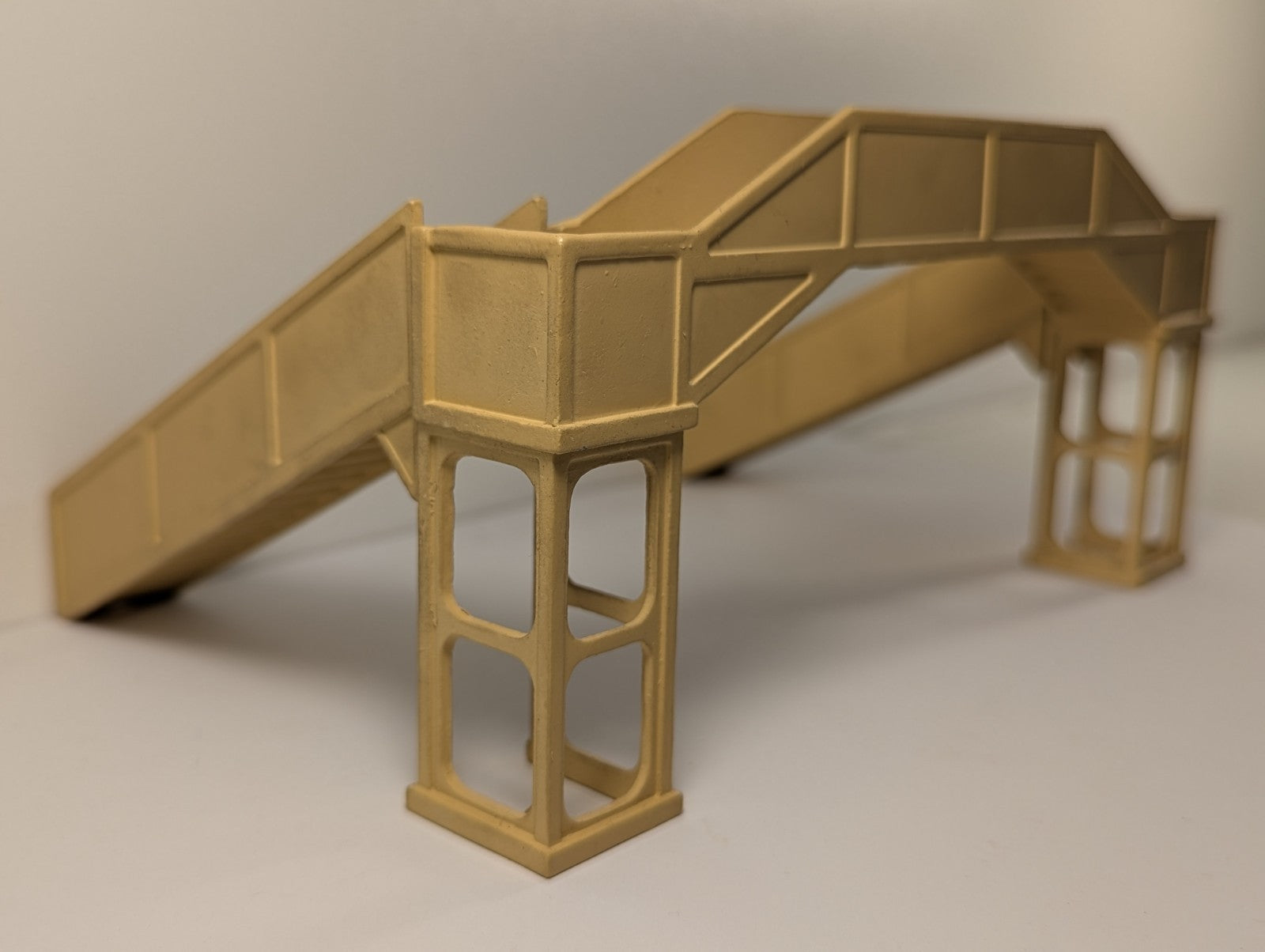 Hornby Dublo DA454 OO Gauge D1 Footbridge - Boxed