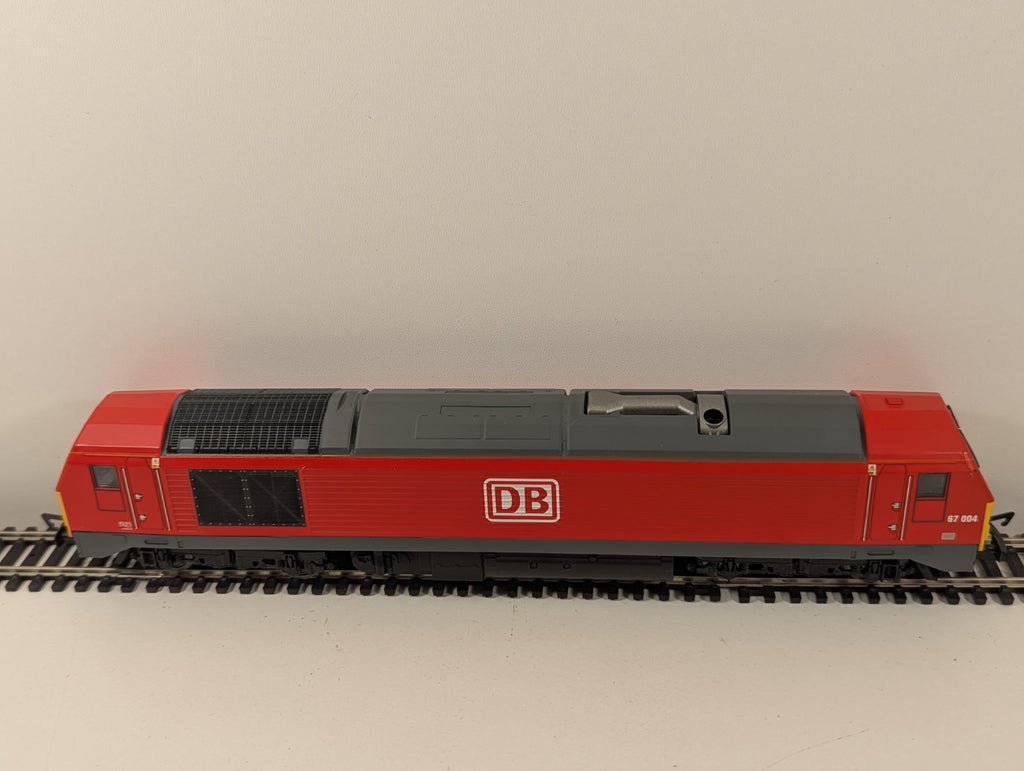 Hornby R1281M OO DB Class 67 67004 DCC Ready