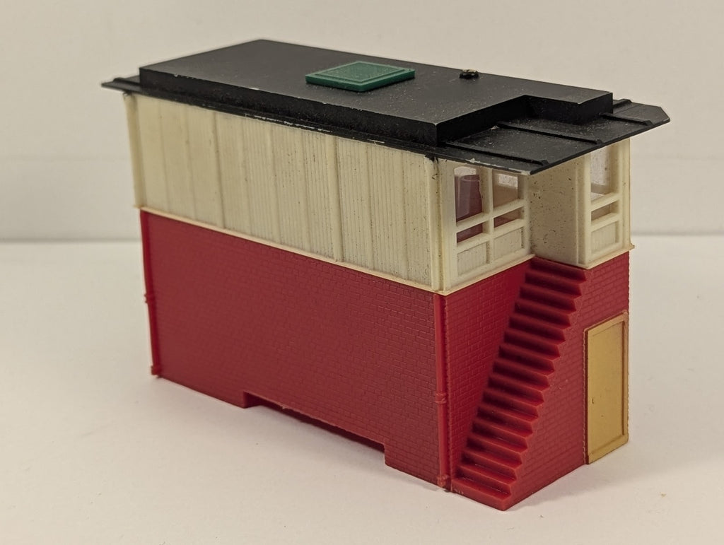 Tri-ang OO Gauge Modern Signal Box Red & Cream R145