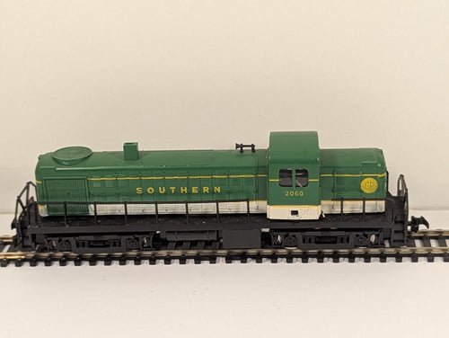 AHM HO Scale Alco RS-2 Southern Green – Spares/Repair