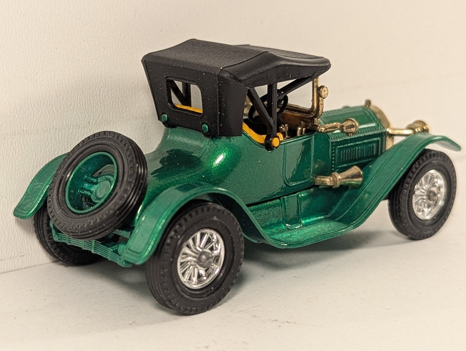 Matchbox 1913 Cadillac Die-cast Model Car Green Y-6