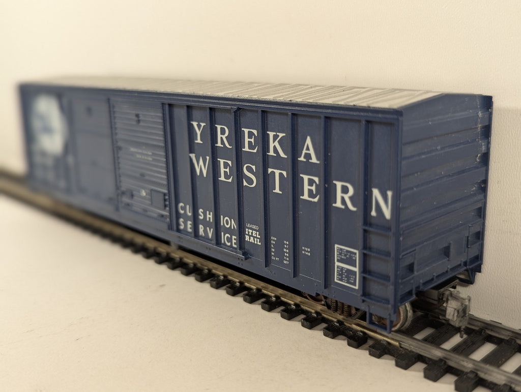 Roundhouse HO Gauge 50' FMC DD Box Car Boxcar 25143 Yreka Western 3647
