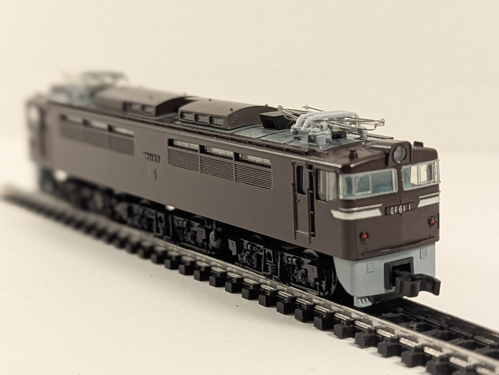 Kato N Gauge Class EF61 Electric Locomotive EF61 1 JNR Brown