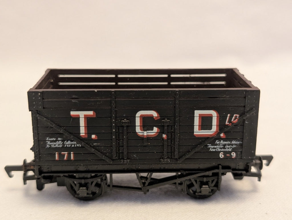 Mainline OO Gauge 7-Plank Open Wagon TCD Ltd Goods Wagon 171 T.C.D.