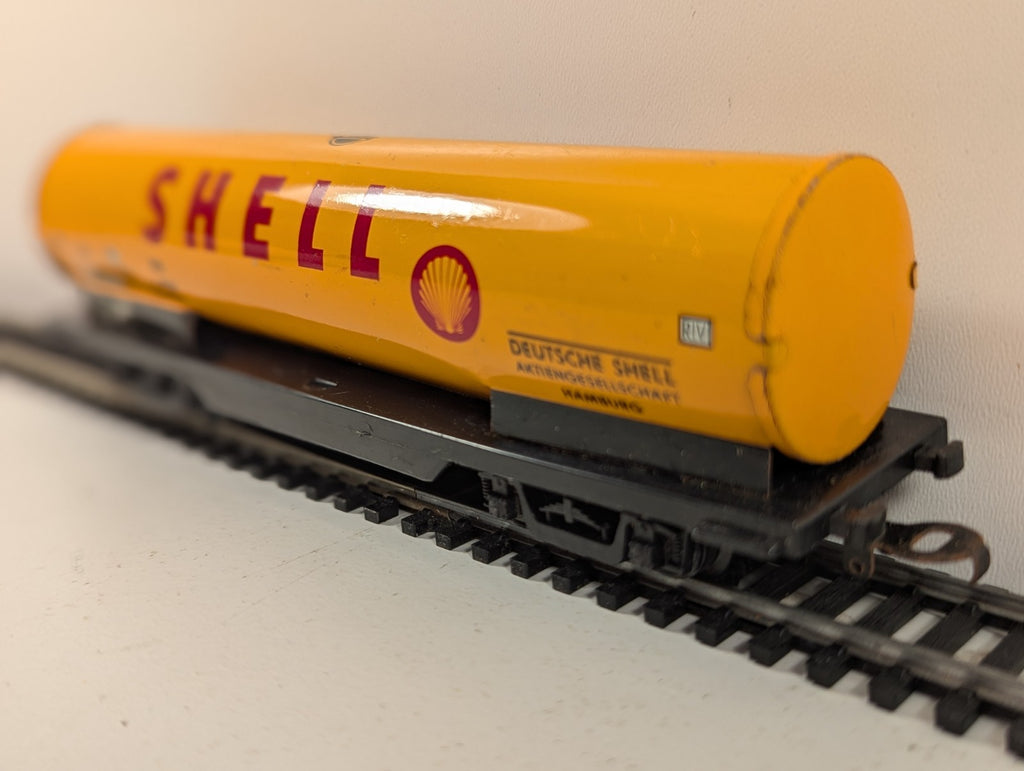 Konrad Dressler HO Gauge Shell Bogie Tank Wagon
