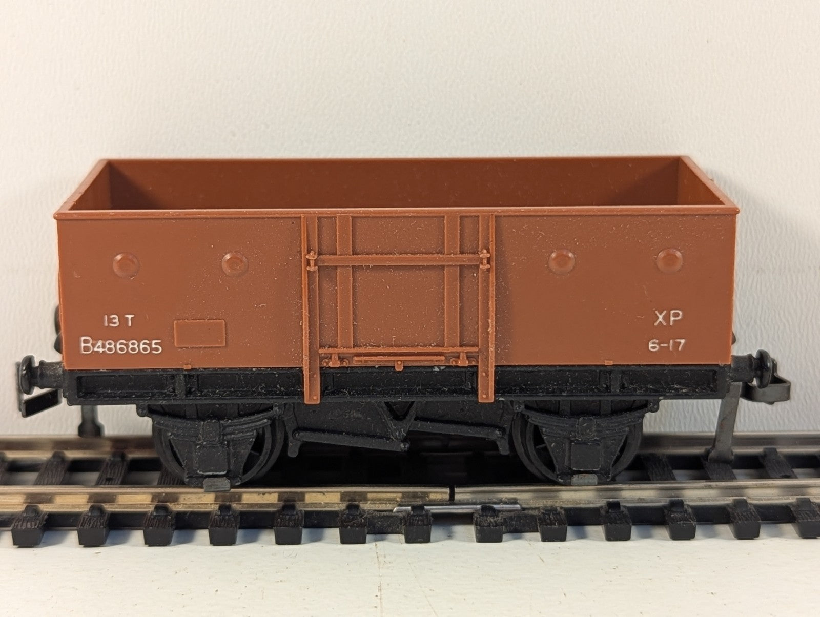 Hornby Dublo 4640 OO Gauge 13 Ton Mineral Wagon BR Bauxite