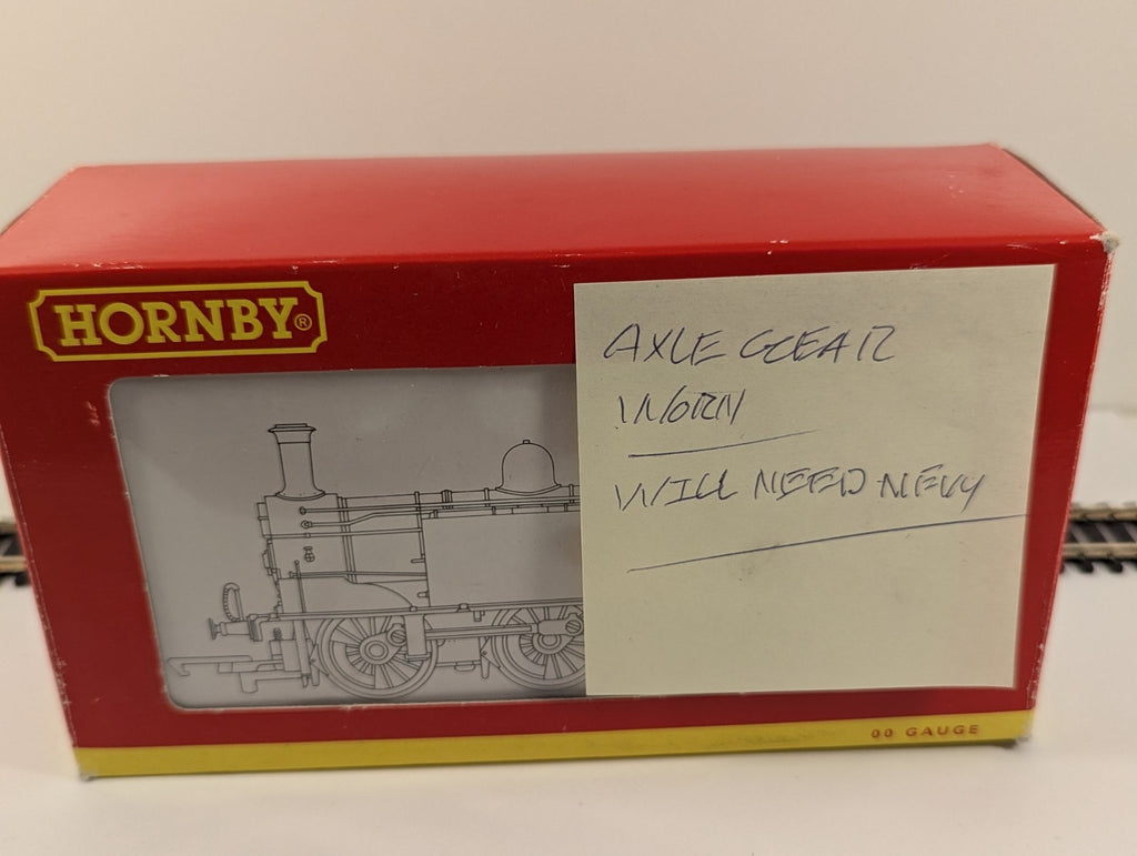 Hornby R2325 LNER Class J83 0-6-0T No.9832 OO Gauge - Boxed - Needs Attention