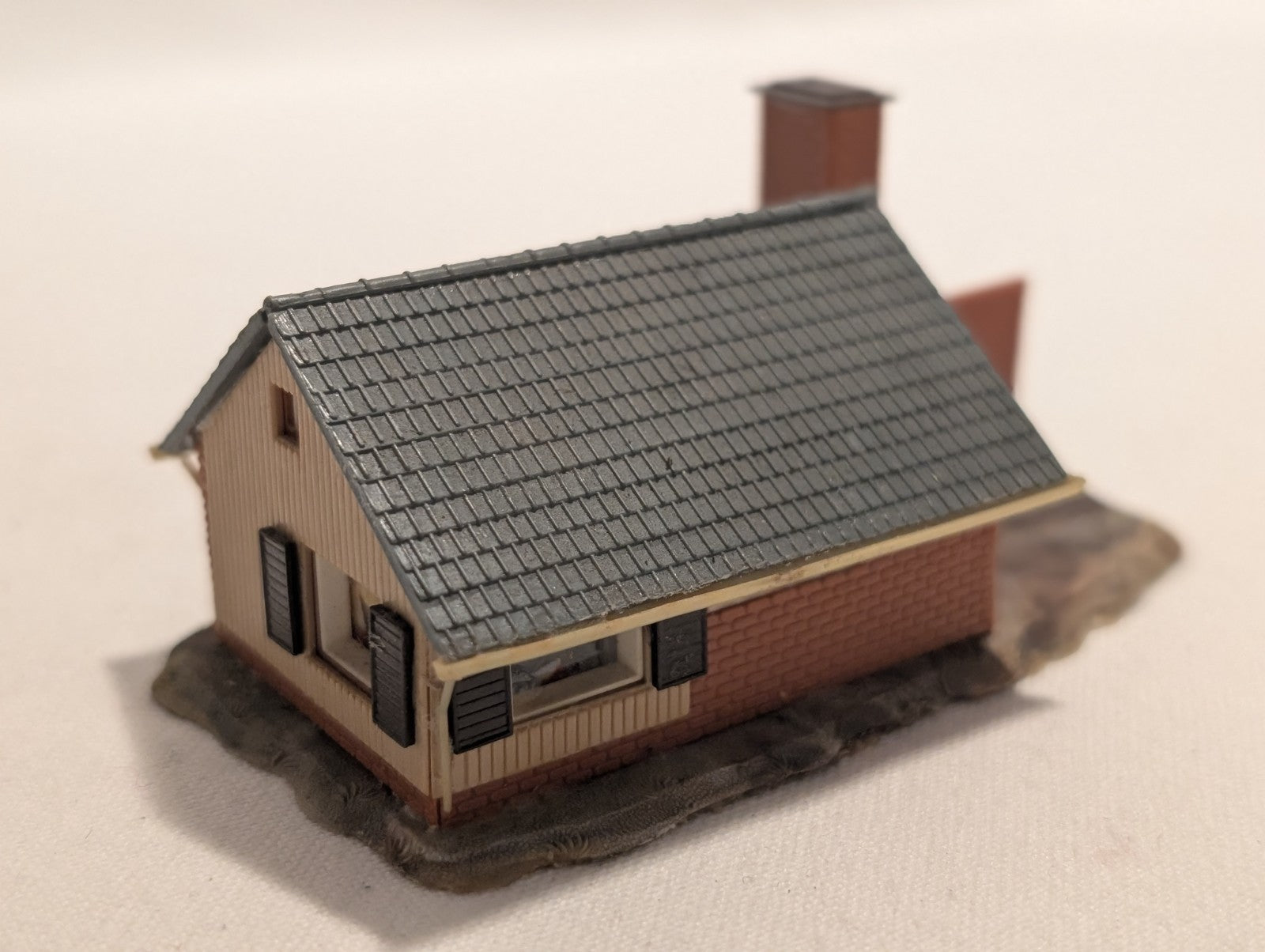 Faller N Gauge Detached Bungalow