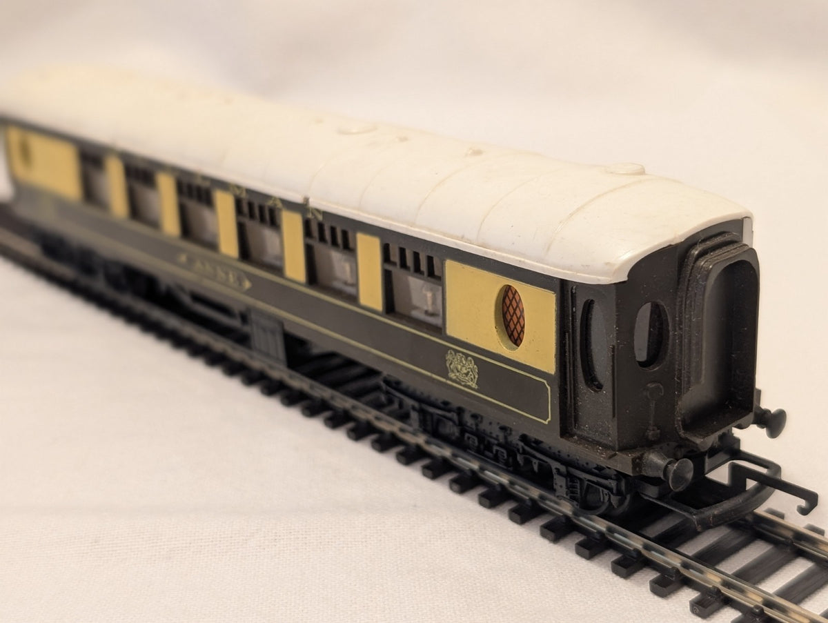 Tri-ang R228 OO Gauge Pullman Coach “Anne”