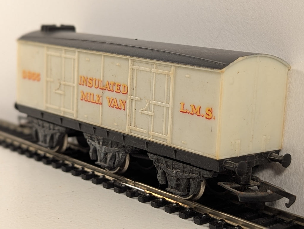 Hornby R671 LMS Insulated Milk Van