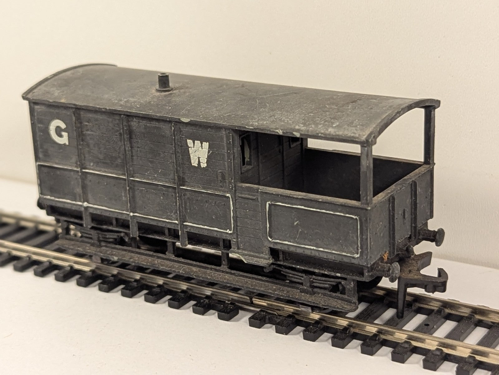 Hornby Dublo OO Gauge GWR “Toad” Brake Van