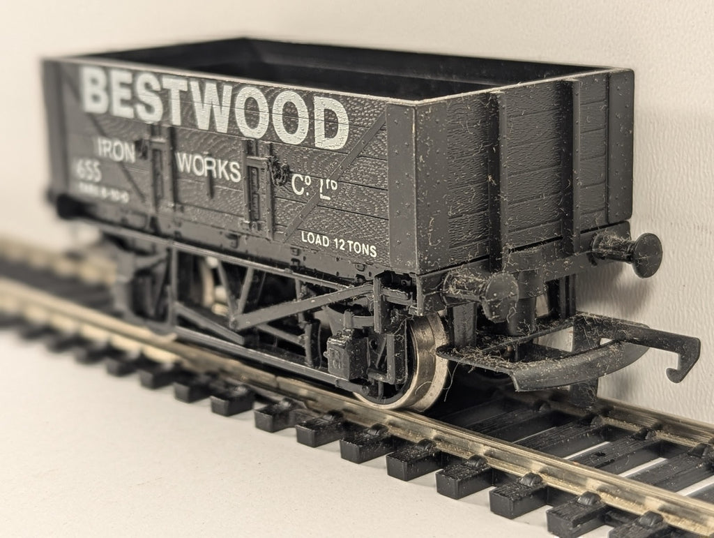 Hornby OO Gauge Bestwood 5 Plank Wagon Goods Wagon 655 Bestwood Iron Works R.096