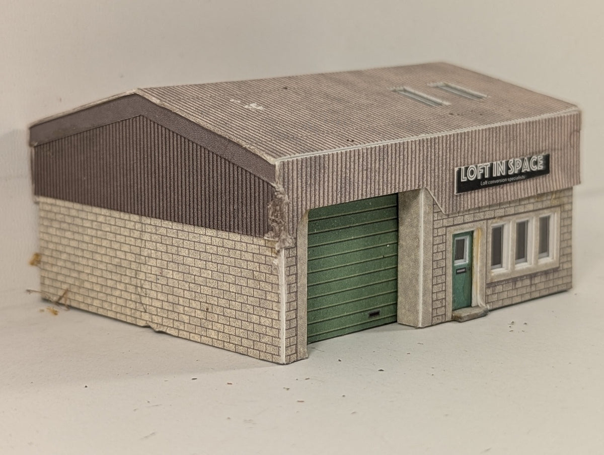 Metcalfe N Gauge Modern Industrial Unit Building PO284