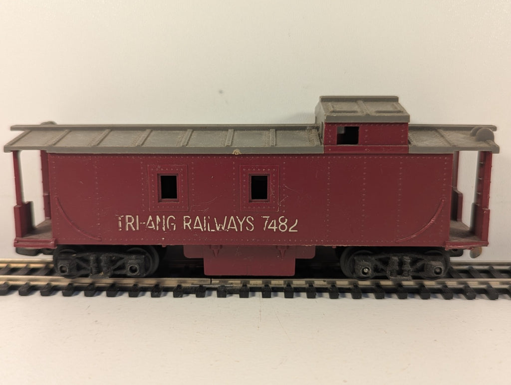 Tri-ang Railways R115 Maroon Caboose OO Gauge