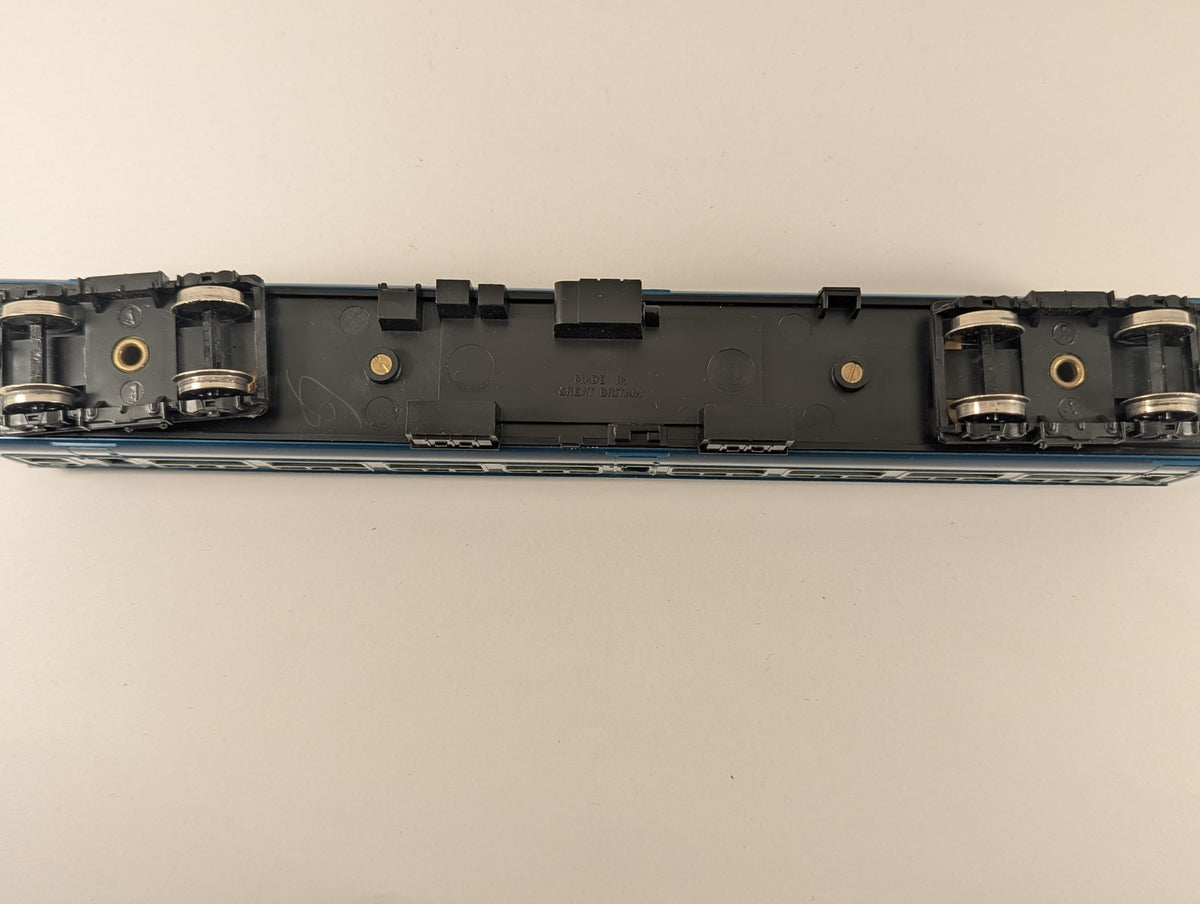 Hornby OO Gauge BR Mk1 TSO Tourist Second Open Coach Passenger Coach M 5232