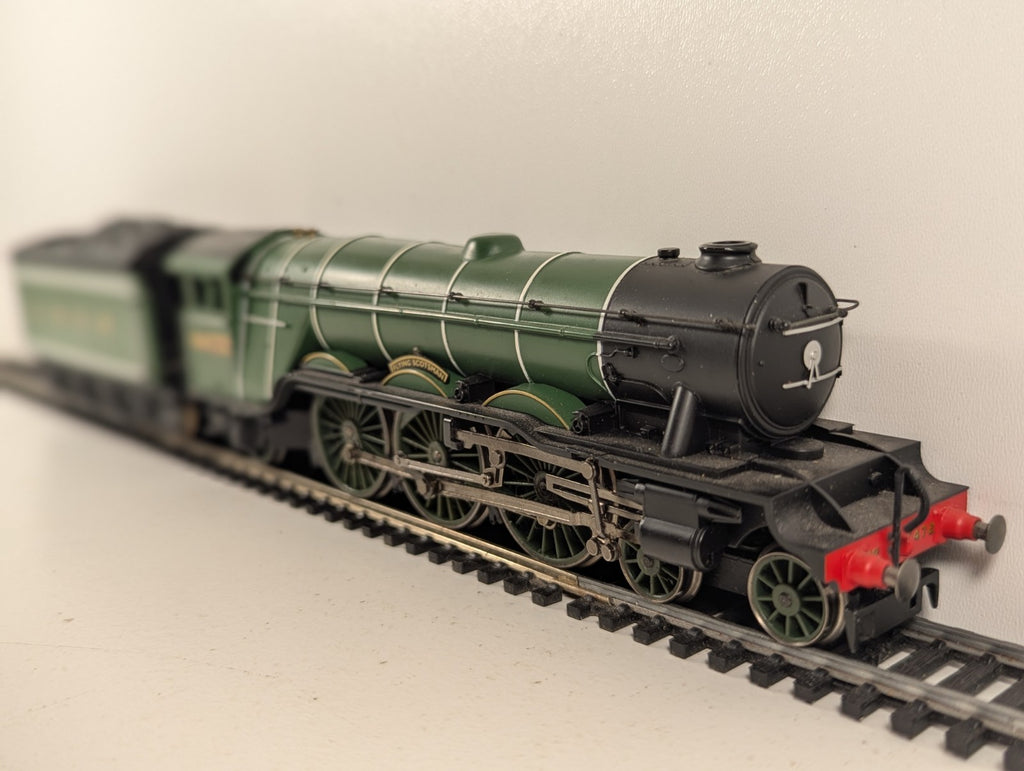Hornby OO Gauge LNER Class A3 4-6-2 Flying Scotsman 4472 - LNER Green