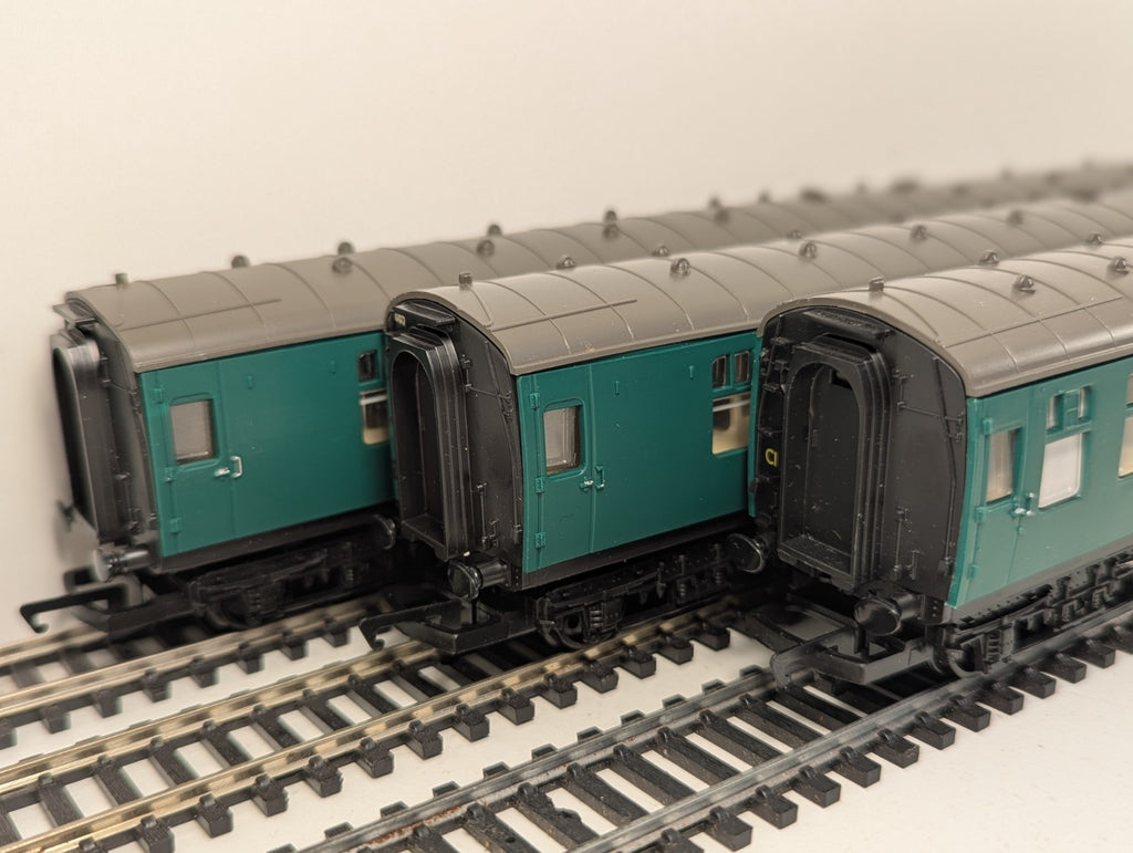 Hornby R.2082 BR Schools Train Pack