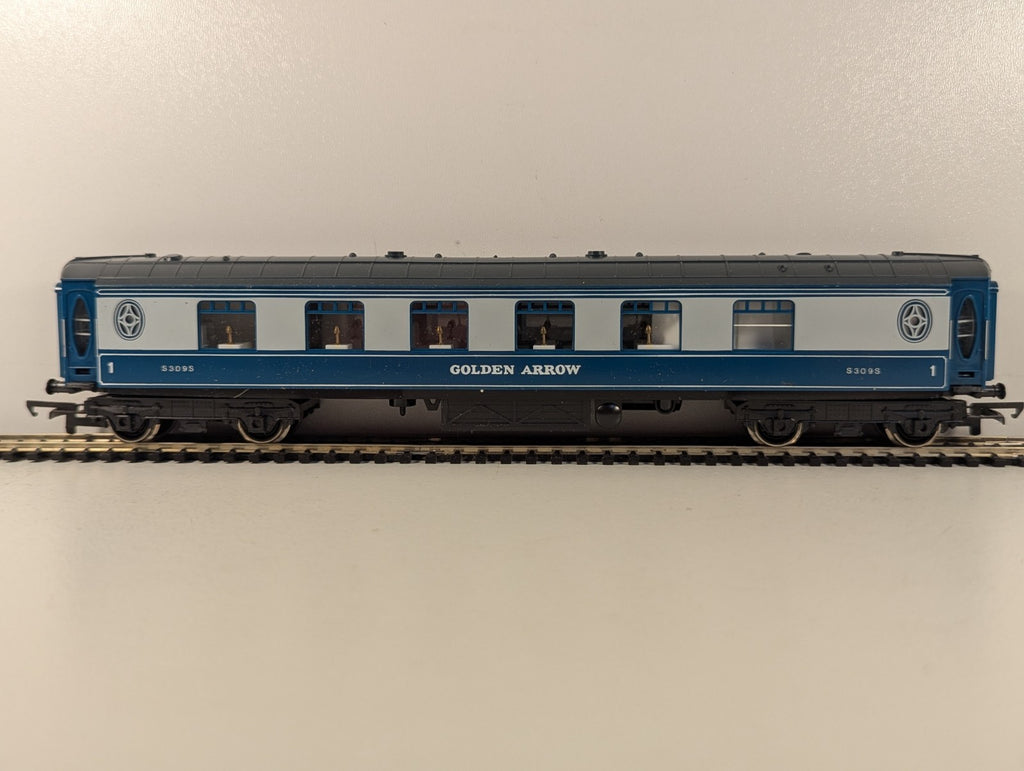 Hornby OO Gauge Pullman Golden Arrow Passenger Coach S309S
