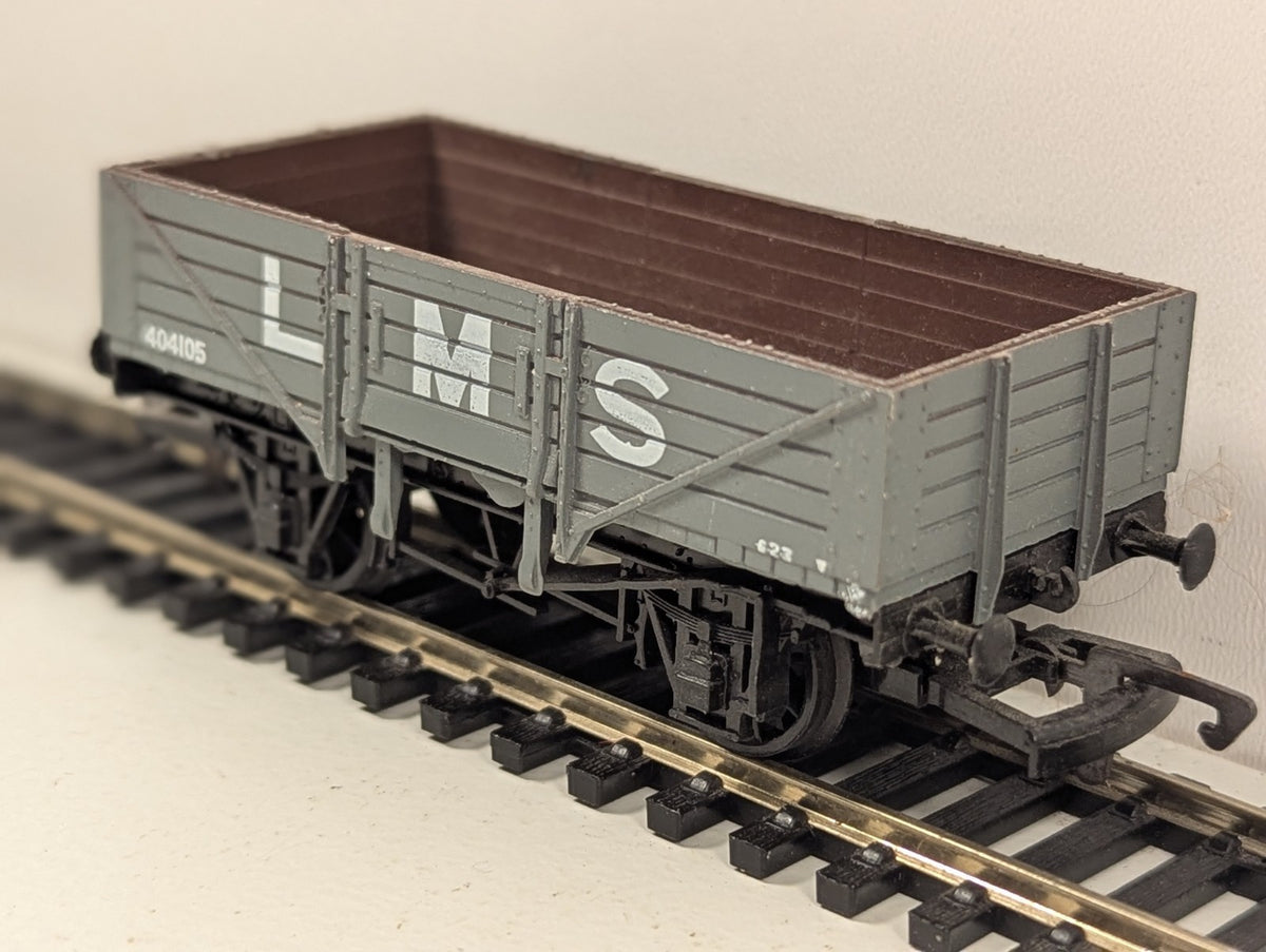 Dapol OO Gauge LMS Grey Open Plank Wagon