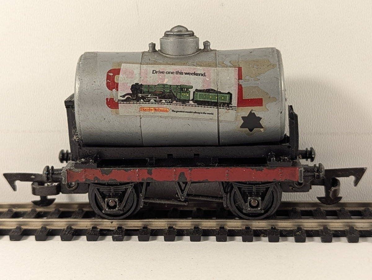 Tri-ang OO Gauge BP Tank Wagon BP Silver R12