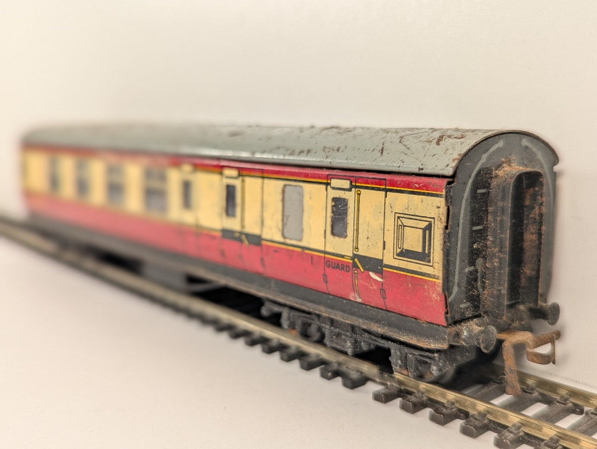 Hornby Dublo BR Carmine & Cream Brake Third Corridor Coach