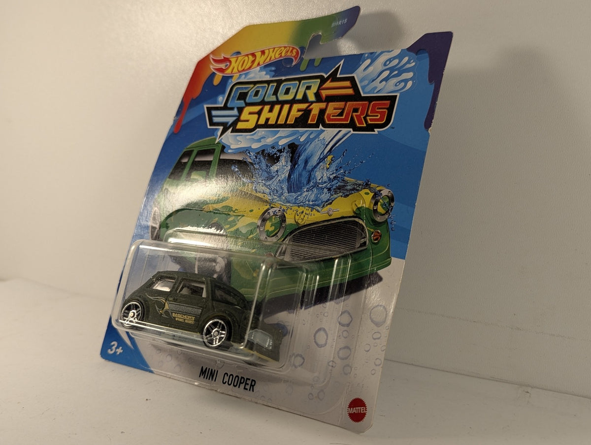 Hot Wheels Color Shifters Mini Cooper Die-cast Vehicle Dark Green / Yellow GVL70