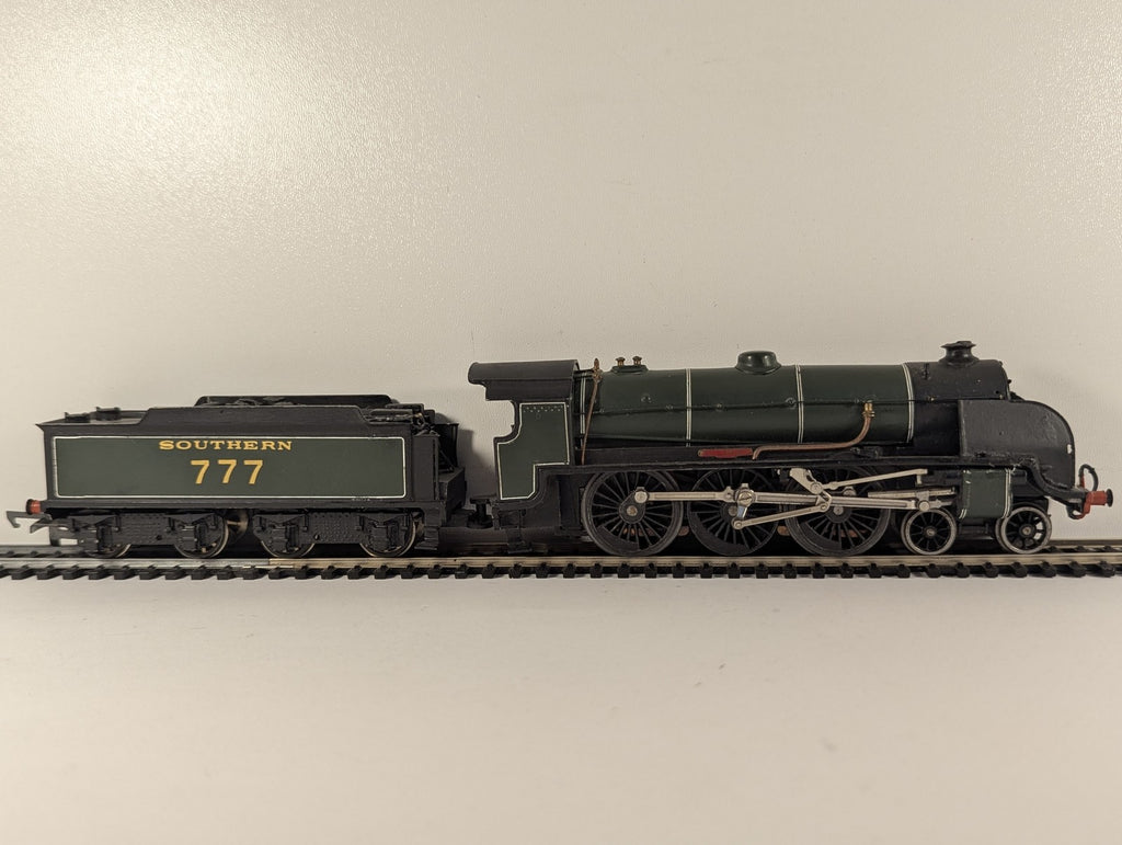 Wills Finecast OO Gauge Class N15 King Arthur 'Sir Lamiel' Steam Locomotive 777