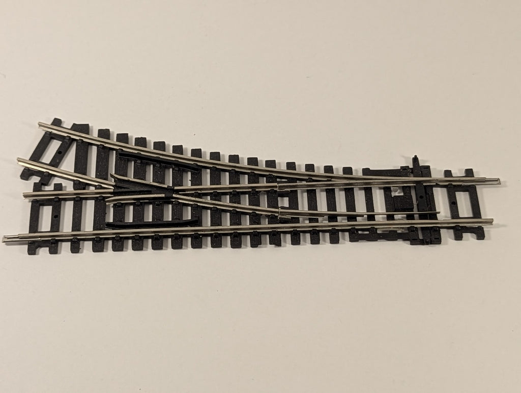 Hornby OO Gauge Right Hand Point Track R8073