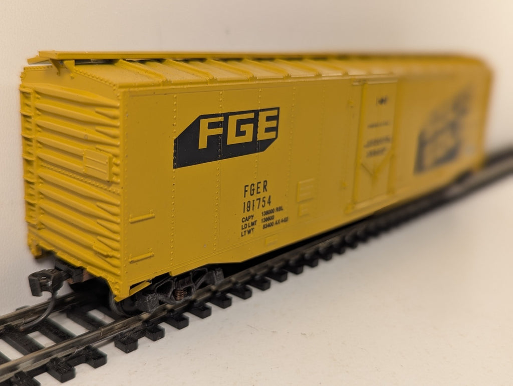 Athearn HO Gauge 50ft Plug Door Boxcar Goods Wagon 191754 FGE