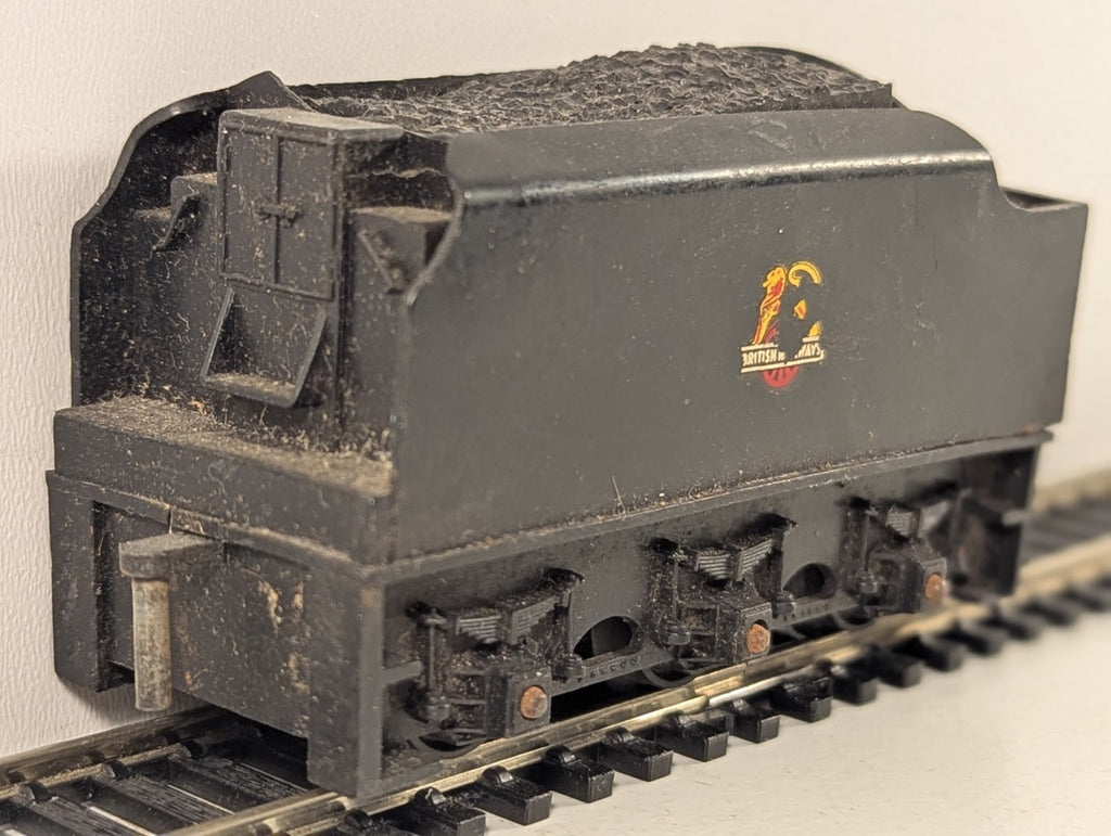 Tri-ang Railways R30 OO Gauge Tender BR Black - Spares/Repairs