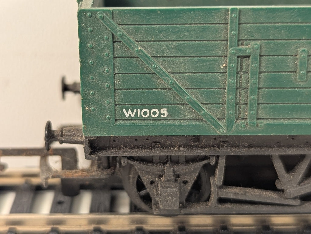 Tri-ang OO Gauge R10 BR 12-Ton Open Wagon Green W1005