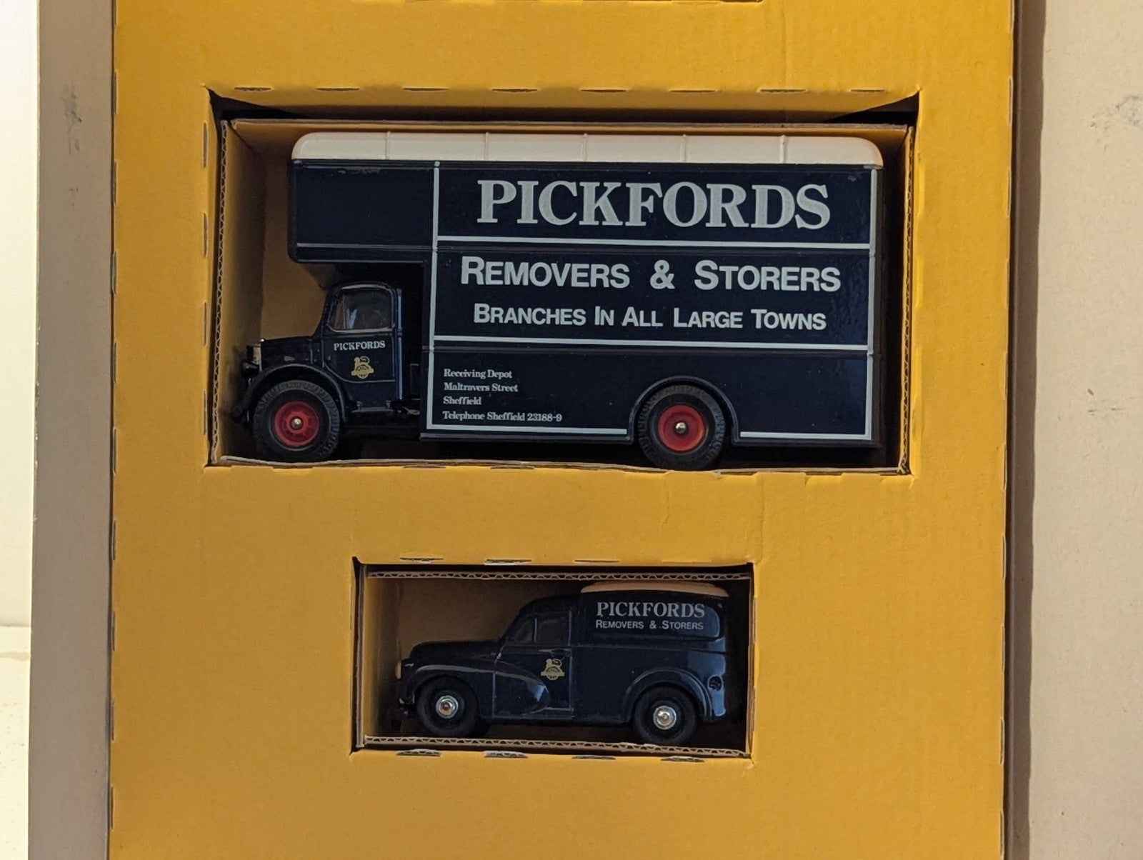 Corgi Classics D14/1 Pickfords 3 Piece Vehicle Set Limited Edition